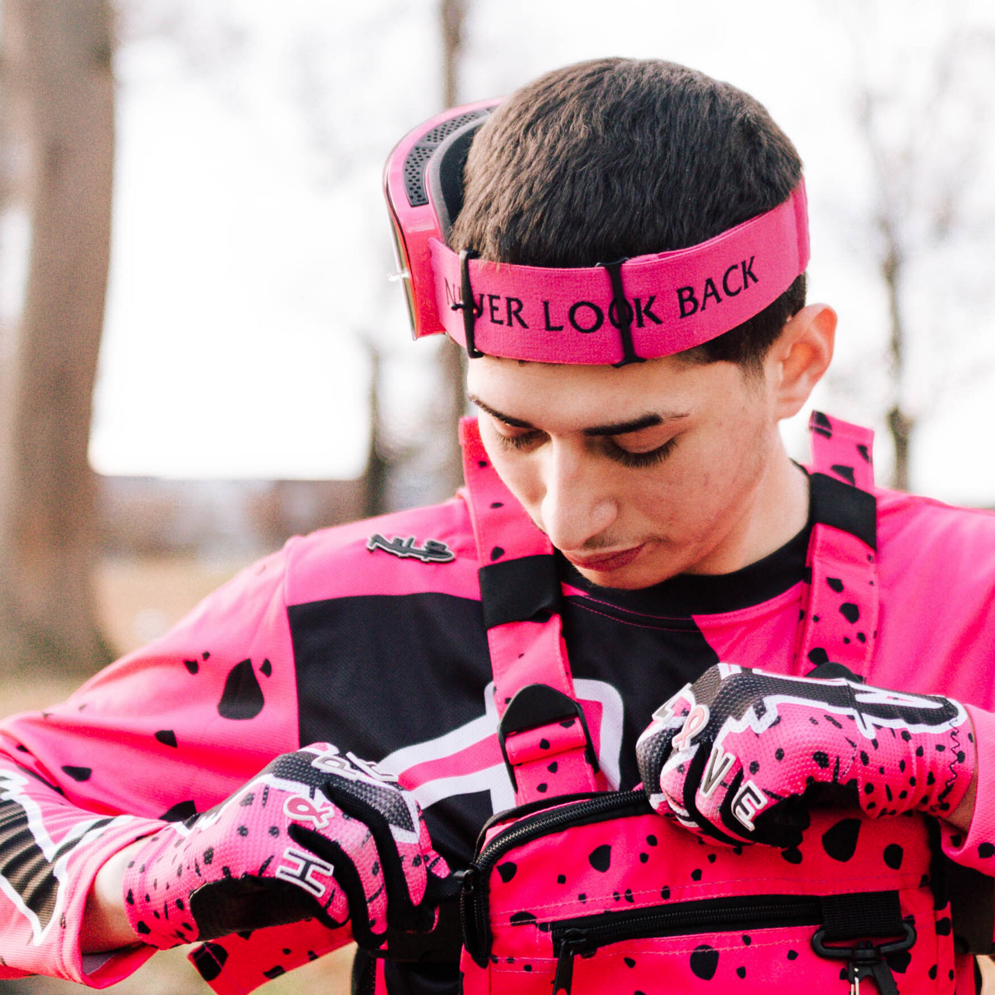 Love - Hope Cancer MX Gloves - Never-Look-Back-nlb